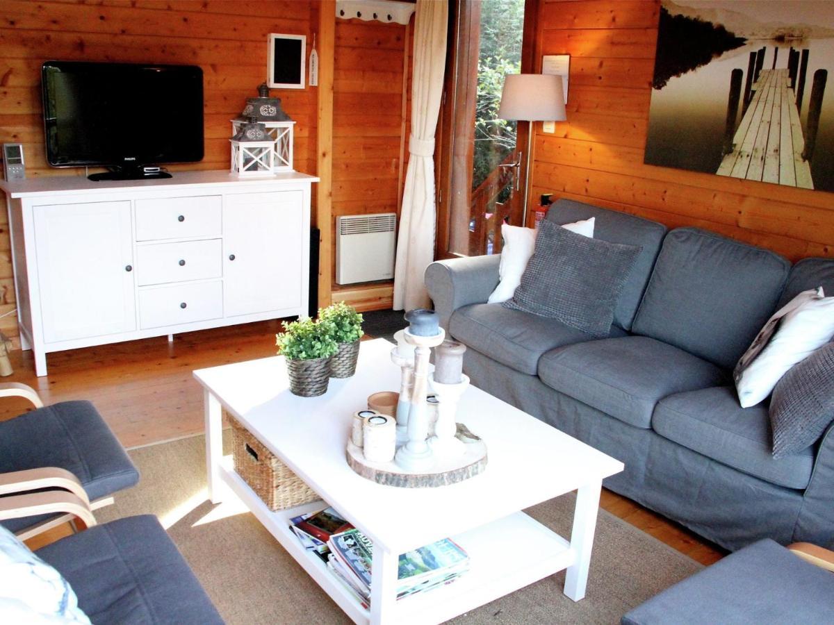 Comfortable Holiday Home Near The Lake Beaulieu  Екстериор снимка