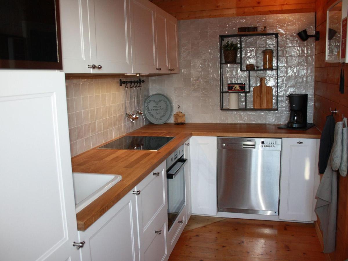 Comfortable Holiday Home Near The Lake Beaulieu  Екстериор снимка