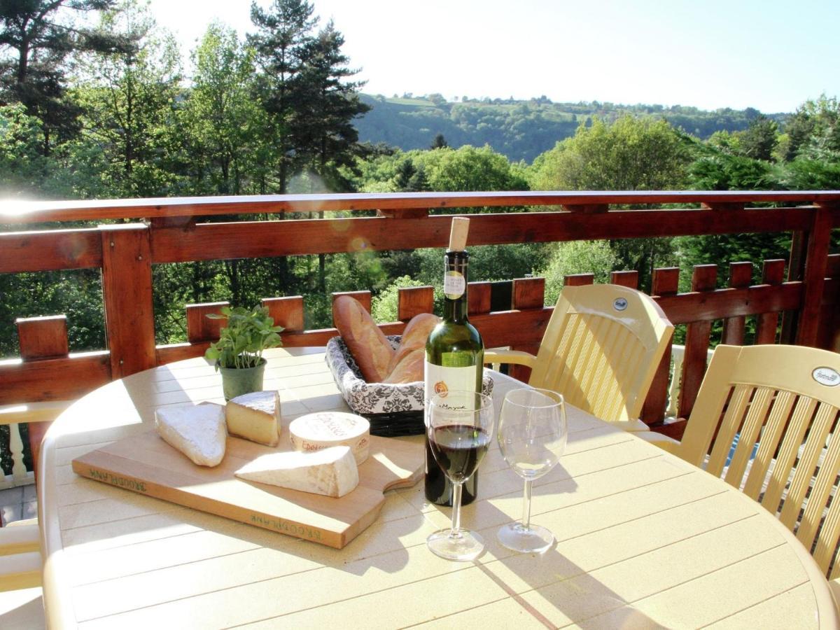 Comfortable Holiday Home Near The Lake Beaulieu  Екстериор снимка