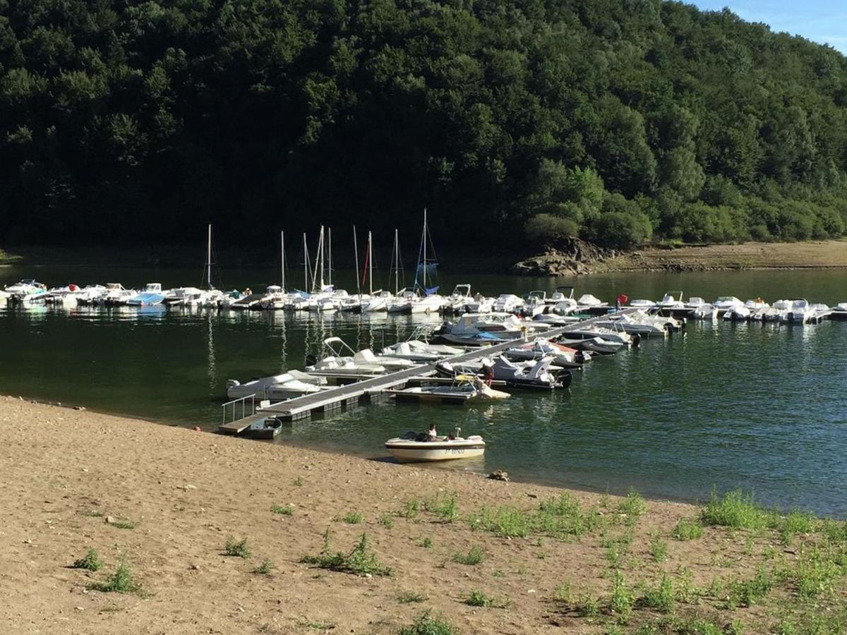 Comfortable Holiday Home Near The Lake Beaulieu  Екстериор снимка