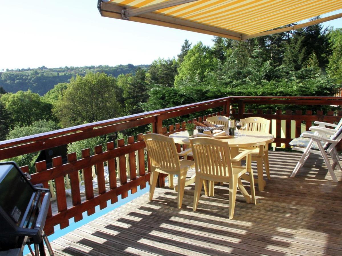Comfortable Holiday Home Near The Lake Beaulieu  Екстериор снимка