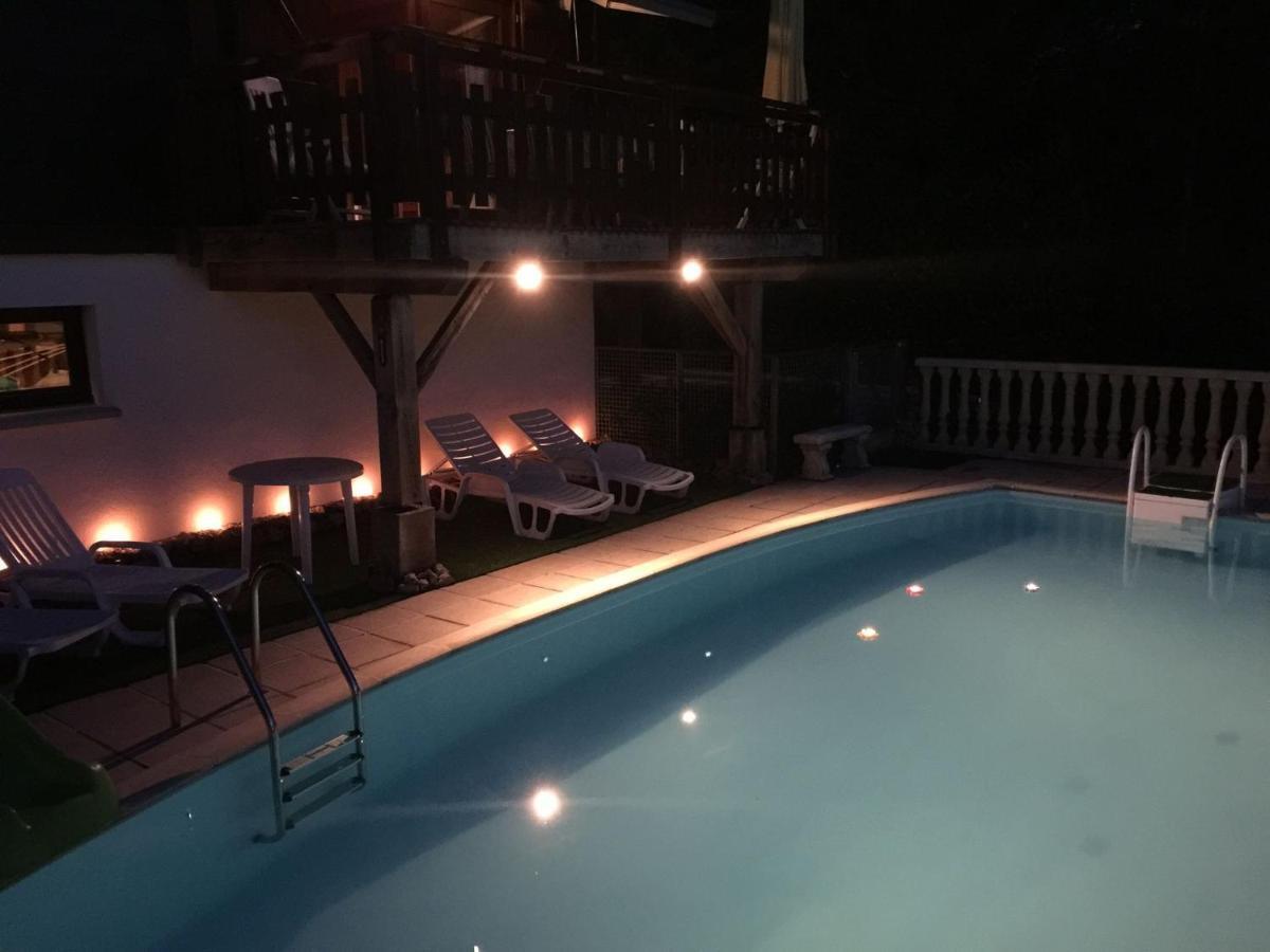 Comfortable Holiday Home Near The Lake Beaulieu  Екстериор снимка